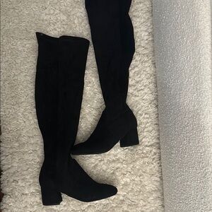 Black Over-the-Knee Women's Boots - BRAND NEW - US 7 - EU 38